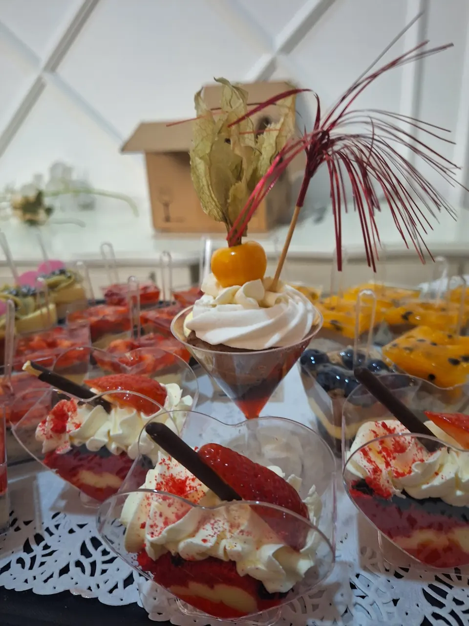 Cupe de desert pentru candy bar