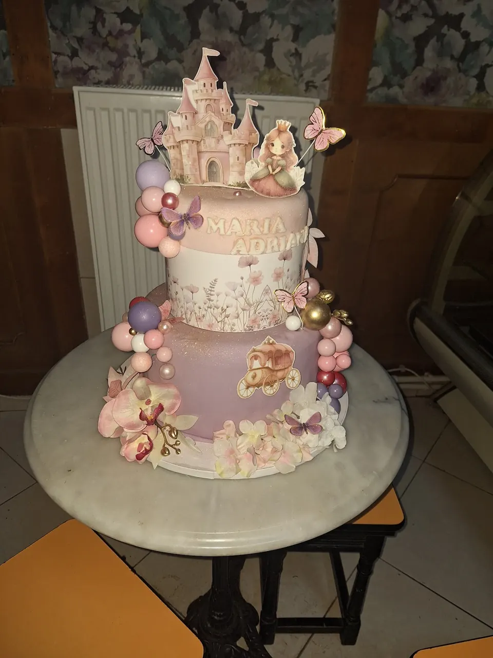 Tort cu castel de prințesă